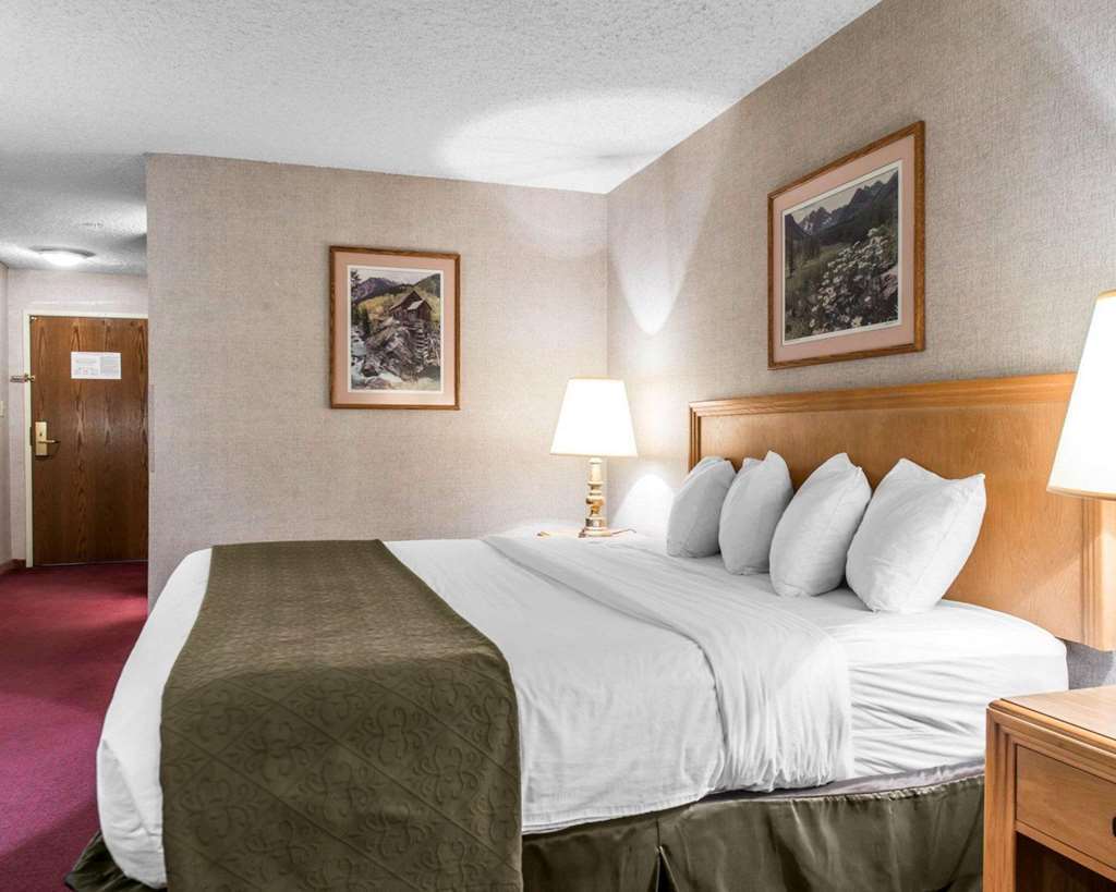 Quality Inn & Suites Canon City Room photo